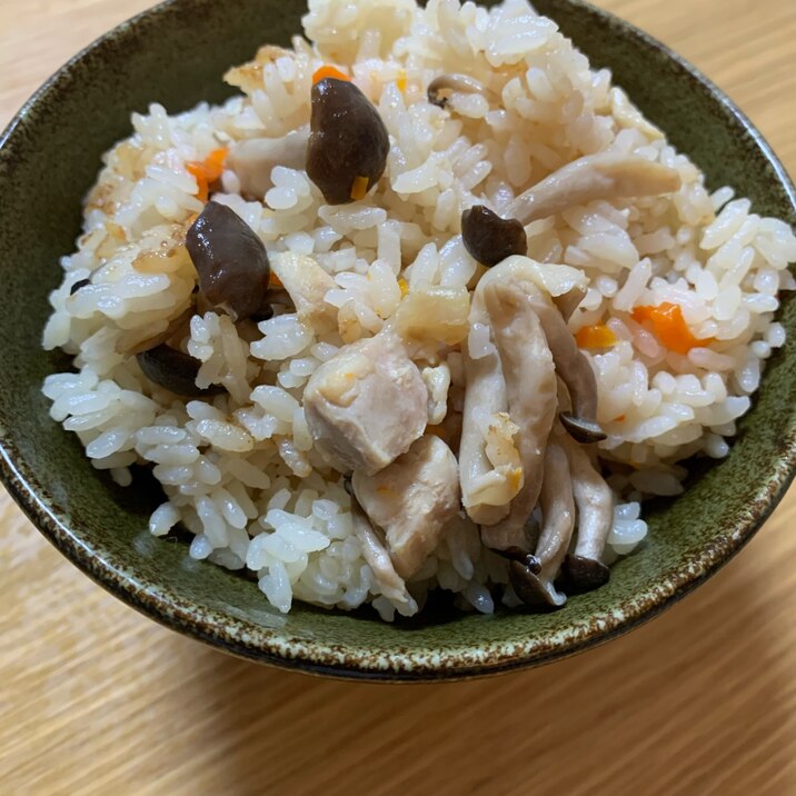 おかわり連発!簡単炊き込みご飯